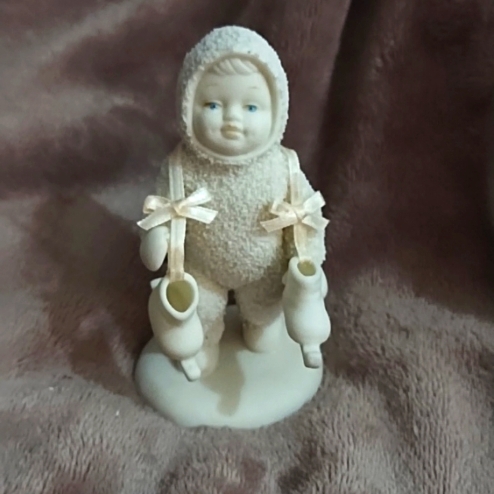 Snowbabies Let's Go Skating Figurine